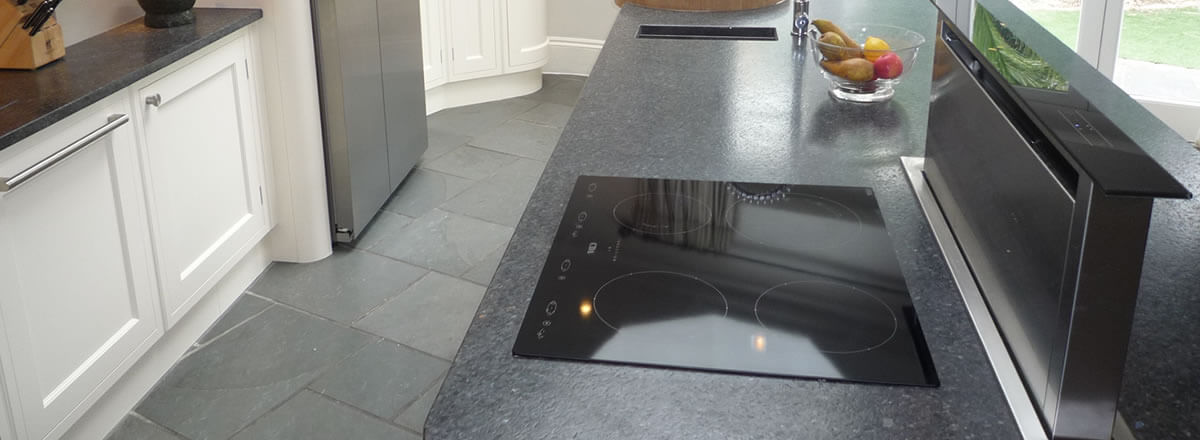 expert hob and extractor cleaning in Greater Manchester